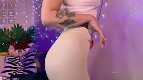 Sonya online show from November 21, 2025, 9:13 pm