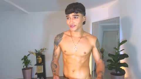 wyatt online show from September 29, 2025, 2:27 am