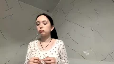 Snapshot of wynellmchorse chatting on April 9, 2026, 11:37 am Kate online show from April 9, 2026, 11:37 am