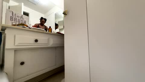 Wynter Heat online show from February 10, 2025, 8:42 pm