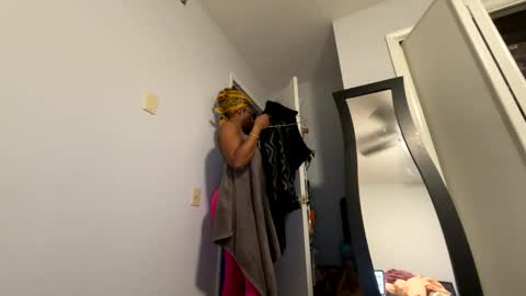 Wynter Heat online show from February 21, 2025, 9:56 am