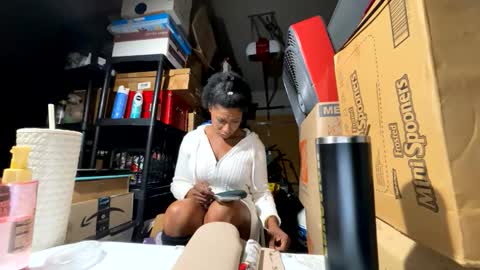 Wynter Heat online show from November 11, 2025, 8:47 am