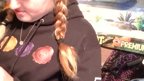 x2kayx2 online show from January 19, 2026, 6:06 am