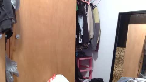 x2kayx2 online show from February 27, 2026, 3:56 pm