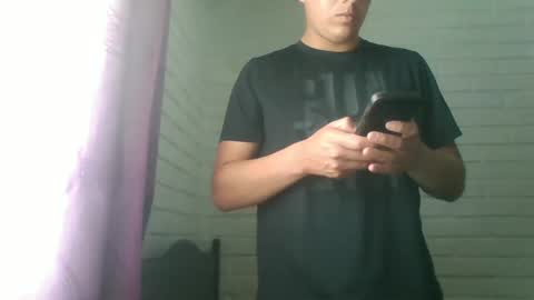 Snapshot of x_andrescam chatting on December 30, 2024, 8:04 pm x_andrescam online show from December 30, 2024, 8:04 pm