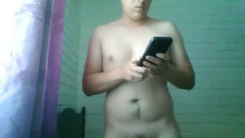 Snapshot of x_andrescam chatting on January 2, 2025, 4:35 pm x_andrescam online show from January 2, 2025, 4:35 pm