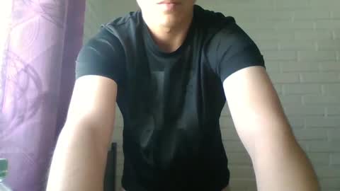 Snapshot of x_andrescam chatting on October 14, 2025, 4:19 pm x_andrescam online show from October 14, 2025, 4:19 pm