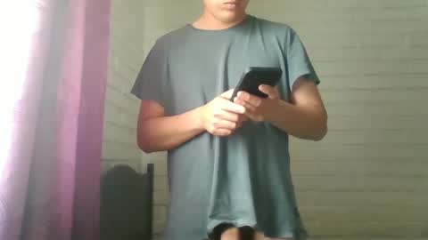 Snapshot of x_andrescam chatting on November 3, 2025, 5:03 pm x_andrescam online show from November 3, 2025, 5:03 pm