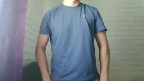 Snapshot of x_andrescam chatting on November 20, 2025, 4:29 pm x_andrescam online show from November 20, 2025, 4:29 pm