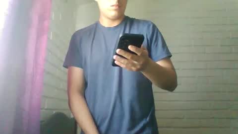 Snapshot of x_andrescam chatting on November 29, 2025, 3:48 pm x_andrescam online show from November 29, 2025, 3:48 pm