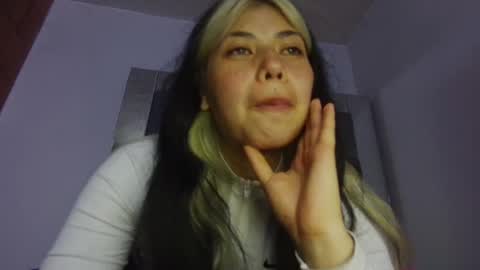 Snapshot of x_nyokoo chatting on October 22, 2025, 2:56 am My other accont x nyoko online show from October 22, 2025, 2:56 am