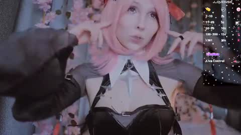 Snapshot of x_sexykitten666_x chatting on July 3, 2026, 4:02 pm Lucy online show from July 3, 2026, 4:02 pm