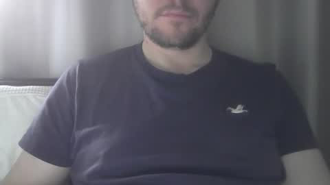 Snapshot of x_yes chatting on November 5, 2025, 1:55 pm x_yes online show from November 5, 2025, 1:55 pm