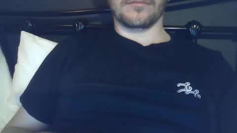 Snapshot of x_yes chatting on November 7, 2025, 12:54 am x_yes online show from November 7, 2025, 12:54 am