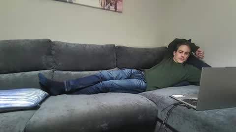 xalegarmax online show from January 15, 2025, 9:51 pm