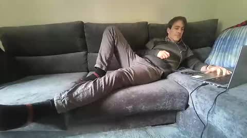 xalegarmax online show from January 25, 2025, 2:03 pm