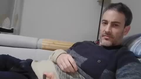 xalegarmax online show from November 20, 2025, 8:41 pm