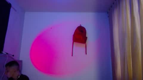 xalejo_max online show from October 10, 2025, 9:03 pm