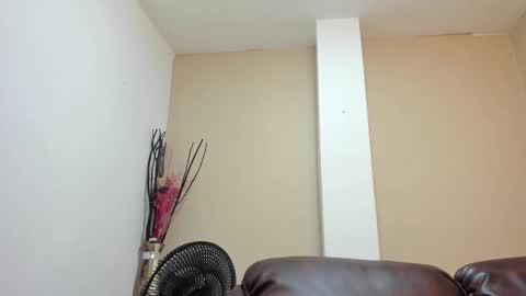 xam_collen online show from September 24, 2025, 4:10 pm