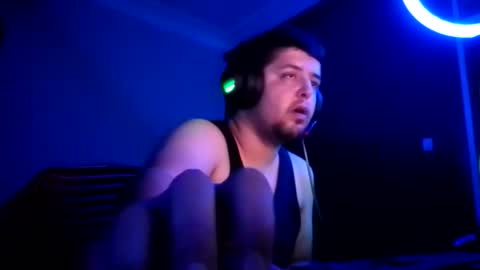 arab bigdick online show from October 4, 2025, 6:39 pm