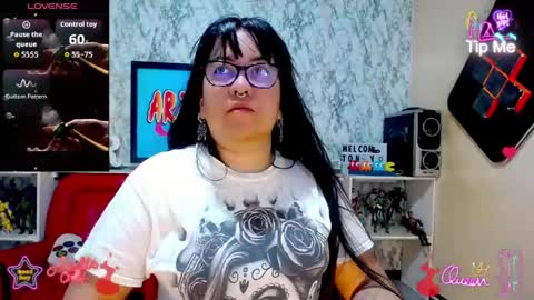 Snapshot of xander_taylor_ chatting on June 5, 2026, 3:35 am xander_taylor_ online show from June 5, 2026, 3:35 am
