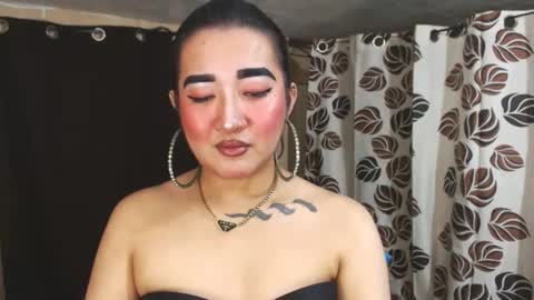 Nira   NOT INTO CHEAP GUYS  online show from January 25, 2025, 6:35 pm