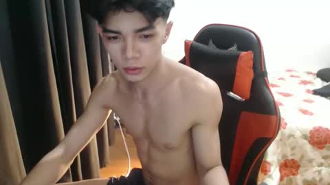 xaviar20 online show from October 5, 2025, 10:13 am