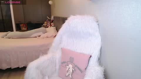 Snapshot of xaviera_love chatting on September 19, 2025, 6:59 am miya online show from September 19, 2025, 6:59 am