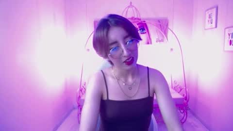 Xayah online show from January 11, 2025, 1:53 pm