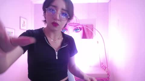 Xayah online show from January 13, 2025, 1:17 pm