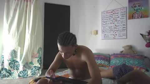 Snapshot of xayah_y_rakan chatting on December 17, 2024, 8:45 am xayah_y_rakan online show from December 17, 2024, 8:45 am