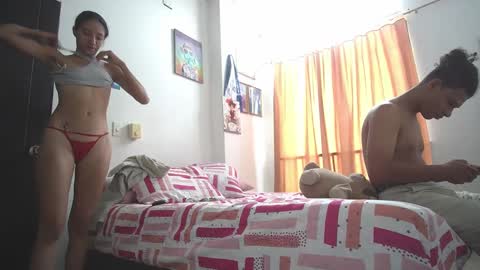 Snapshot of xayah_y_rakan chatting on January 3, 2025, 6:35 pm xayah_y_rakan online show from January 3, 2025, 6:35 pm