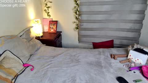 XAYAH online show from September 25, 2025, 2:15 am