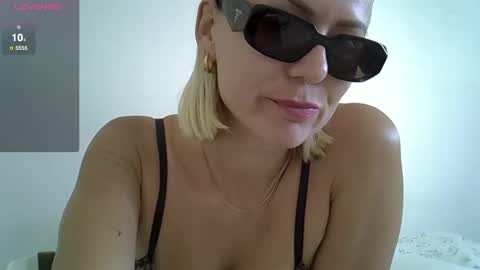 Snapshot of xdaisyhansen chatting on February 8, 2025, 11:33 am Daisy Hansen online show from February 8, 2025, 11:33 am