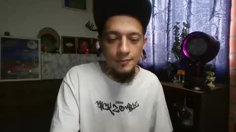 Snapshot of xdantex19 chatting on April 16, 2026, 3:02 pm xdantex19 online show from April 16, 2026, 3:02 pm