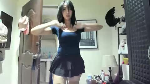 xdreamangel online show from February 3, 2025, 2:14 am