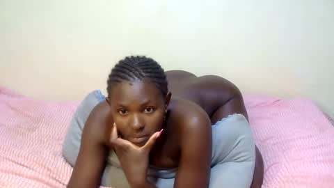 xeenah online show from March 13, 2026, 10:16 pm