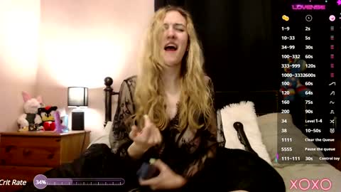 Snapshot of xelliee_rosex chatting on December 9, 2024, 5:51 am EllieeRose online show from December 9, 2024, 5:51 am