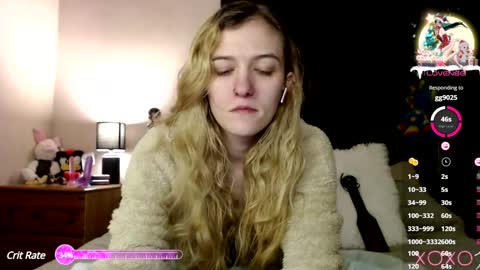 Snapshot of xelliee_rosex chatting on January 5, 2025, 12:31 am EllieeRose online show from January 5, 2025, 12:31 am