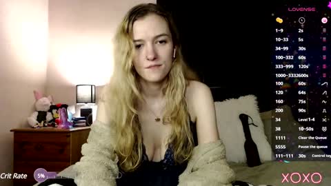 Snapshot of xelliee_rosex chatting on January 25, 2025, 8:10 am EllieeRose online show from January 25, 2025, 8:10 am