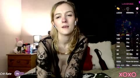 Snapshot of xelliee_rosex chatting on January 28, 2025, 5:54 am EllieeRose online show from January 28, 2025, 5:54 am