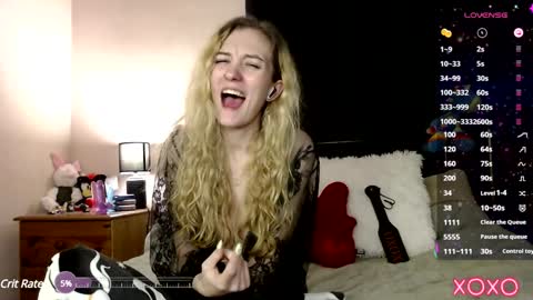 Snapshot of xelliee_rosex chatting on February 2, 2025, 9:08 am EllieeRose online show from February 2, 2025, 9:08 am