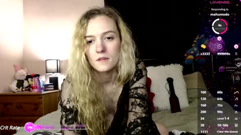 Snapshot of xelliee_rosex chatting on February 2, 2025, 4:43 pm EllieeRose online show from February 2, 2025, 4:43 pm