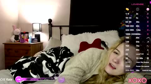 Snapshot of xelliee_rosex chatting on March 1, 2025, 7:37 pm EllieeRose online show from March 1, 2025, 7:37 pm