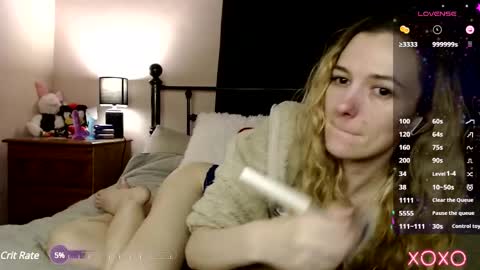 Snapshot of xelliee_rosex chatting on March 8, 2025, 8:35 pm EllieeRose online show from March 8, 2025, 8:35 pm