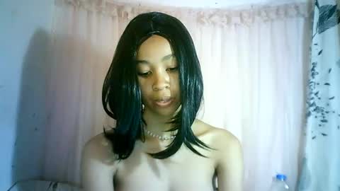 Snapshot of xenna610827 chatting on January 19, 2025, 1:33 pm xenna610827 online show from January 19, 2025, 1:33 pm