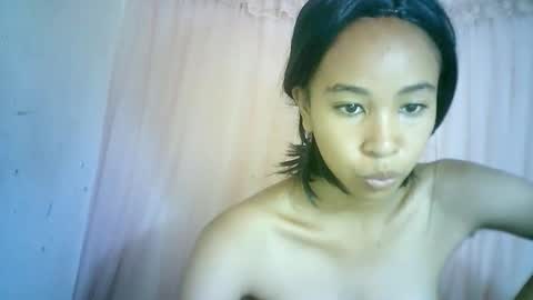 Snapshot of xenna610827 chatting on January 25, 2025, 8:42 am xenna610827 online show from January 25, 2025, 8:42 am