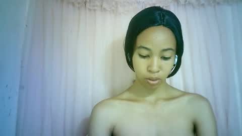 Snapshot of xenna610827 chatting on January 29, 2025, 4:15 am xenna610827 online show from January 29, 2025, 4:15 am