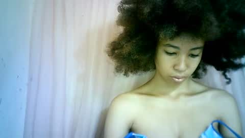 Snapshot of xenna610827 chatting on February 6, 2025, 6:29 am xenna610827 online show from February 6, 2025, 6:29 am