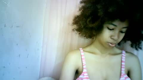 Snapshot of xenna610827 chatting on February 9, 2025, 5:29 am xenna610827 online show from February 9, 2025, 5:29 am